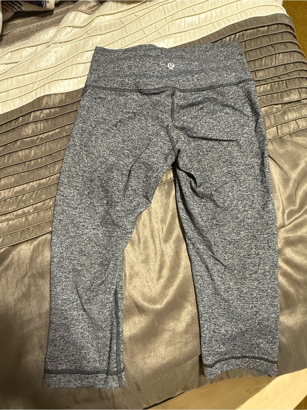 lululemon athletica Girls' Heather Gray Cropped Leggings